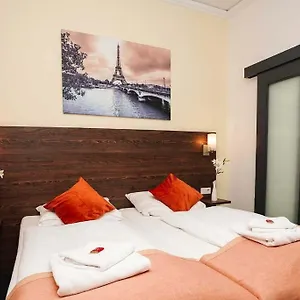 Otel Little Paris, Frankfurt am Main